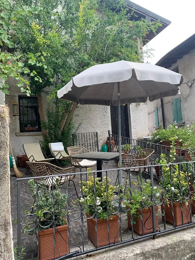 Дом отдыха Вилла Casa Zuino Гарньяно Италия
